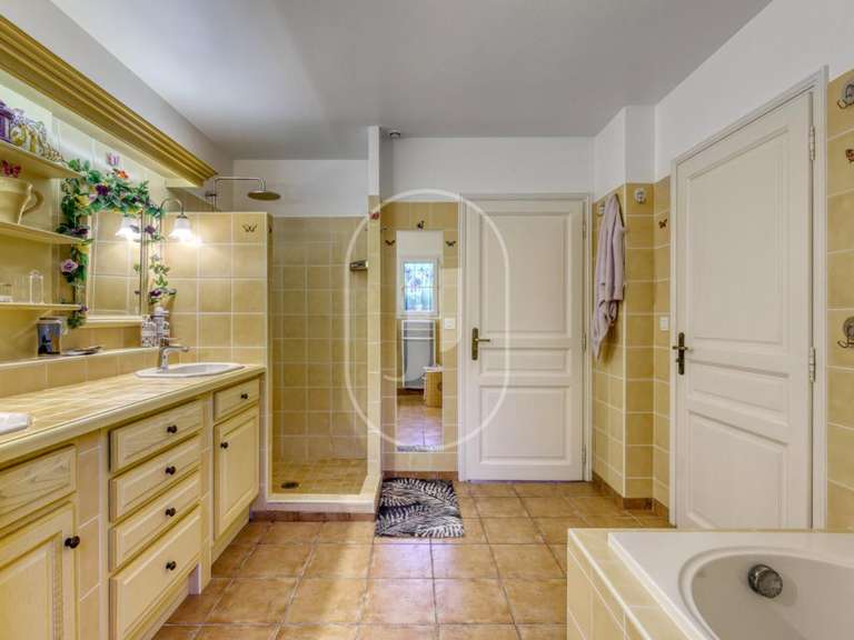 Villa avec Vue sur mer Roquebrune-sur-Argens - 7 chambres - 280m²