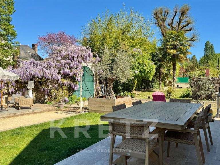 House Athée-sur-Cher - 4 bedrooms - 202m²