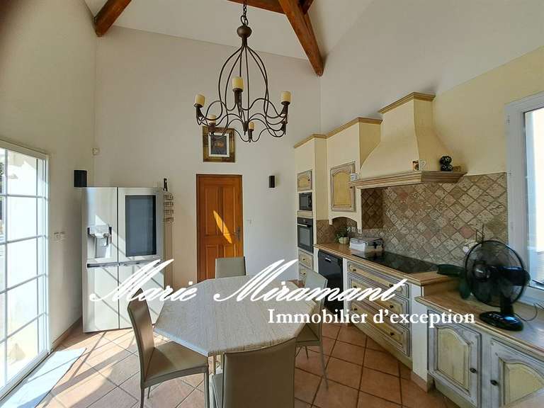 Propriété Avignon - 5 chambres - 280m²