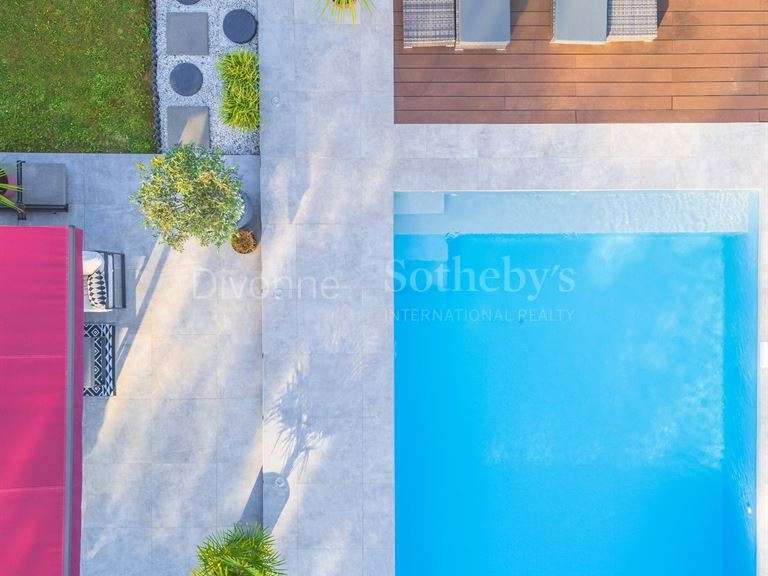 House Divonne-les-Bains - 5 bedrooms - 189m²