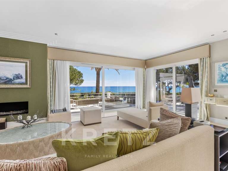 House Cap-d-antibes - 371m²