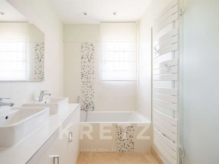 Maison Aix-en-Provence - 4 chambres - 1150m²