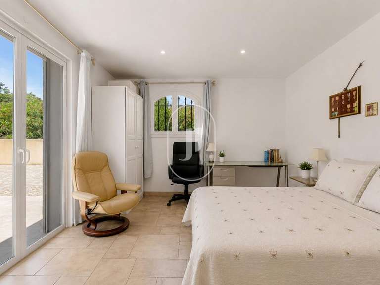 Villa avec Vue sur mer Roquebrune-sur-Argens - 5 chambres - 300m²