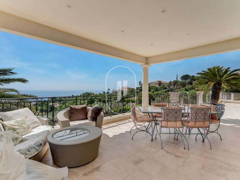 Villa avec Vue sur mer Roquebrune-sur-Argens - 5 chambres - 300m²