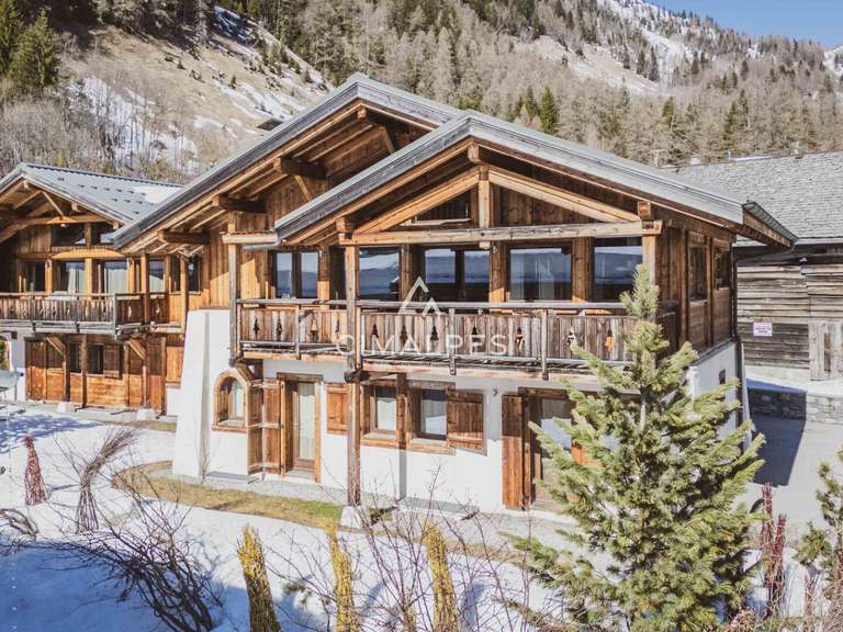Chalet Chamonix-Mont-Blanc - 4 bedrooms - 208m²