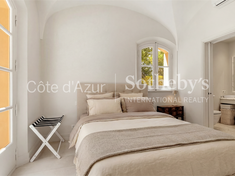 Maison Grimaud - 6 chambres - 260m²