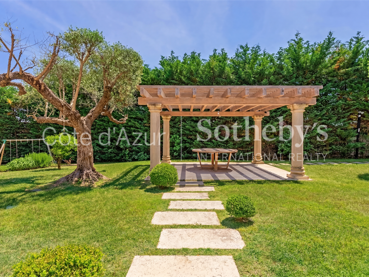Maison Grimaud - 6 chambres - 260m²