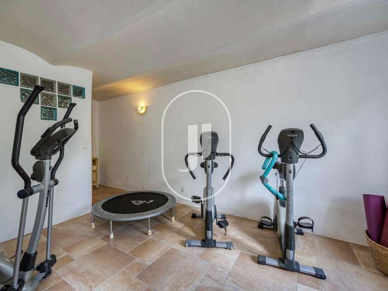 House Aurel - 820m²