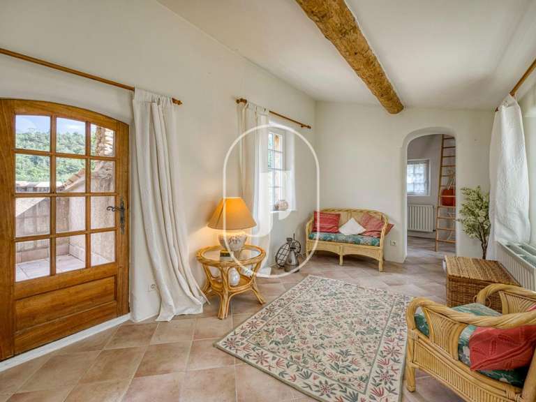 House Aurel - 820m²