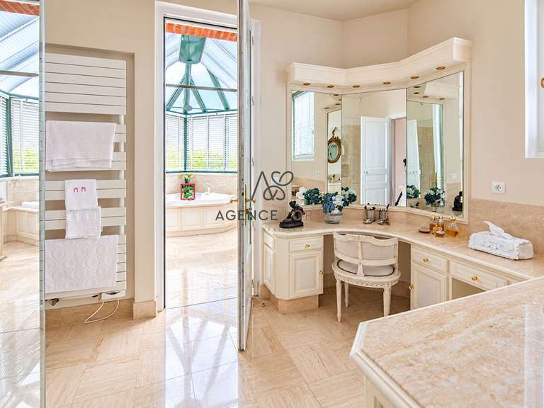Maison Le Vésinet - 6 chambres - 327m²