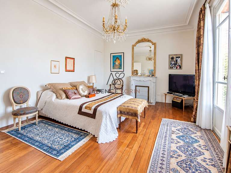 Maison Le Vésinet - 6 chambres - 327m²