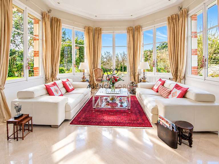 Maison Le Vésinet - 6 chambres - 327m²