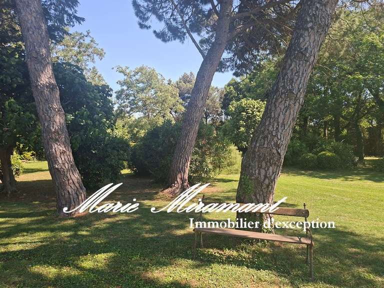 Propriété Arles - 6 chambres - 450m²