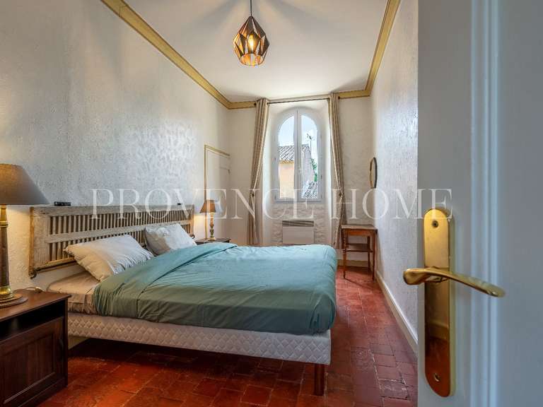 Maison Maubec - 5 chambres - 325m²