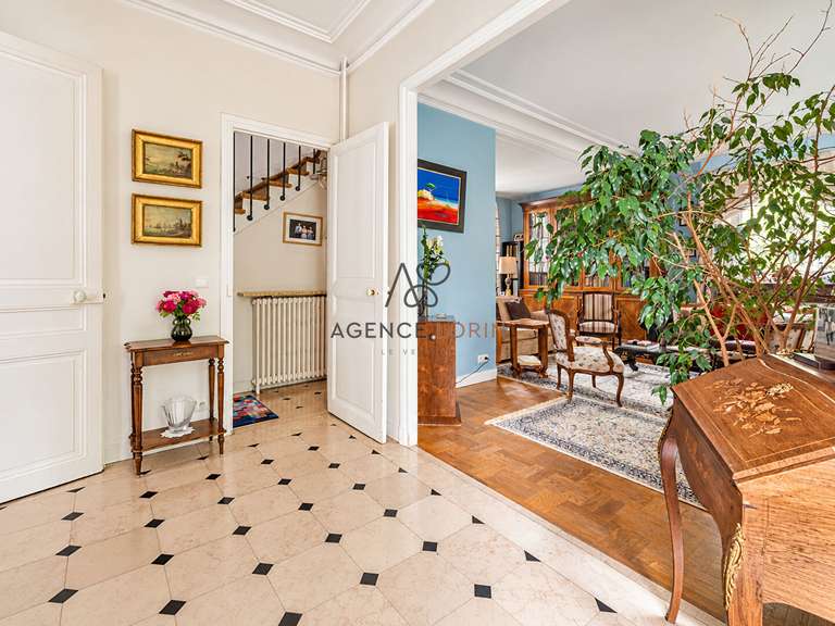 Maison Le Vésinet - 7 chambres - 191m²