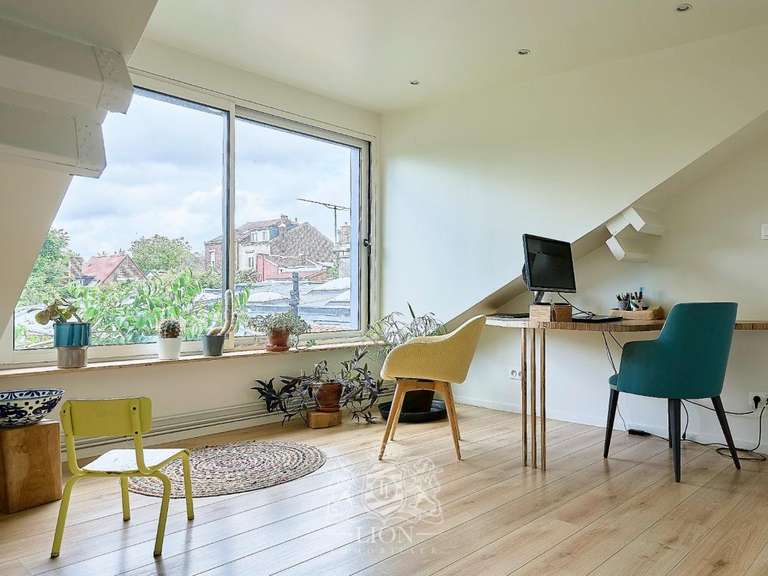 Maison Villeneuve-d'Ascq - 5 chambres - 200m²