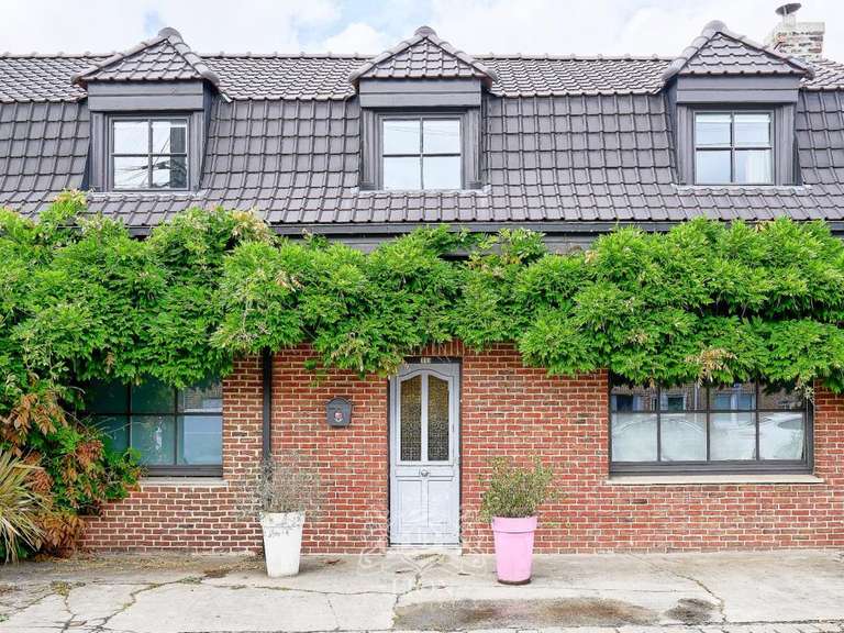 Maison Villeneuve-d'Ascq - 5 chambres - 200m²