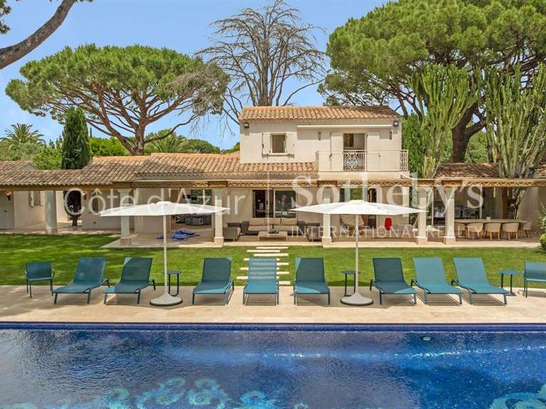 Maison Saint-Tropez - 7 chambres - 356m²