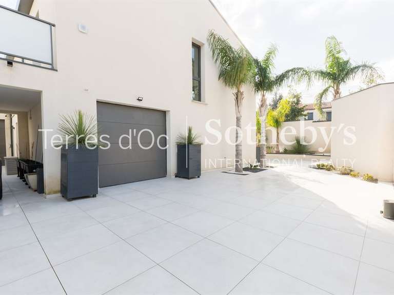Maison Perpignan - 4 chambres - 220m²