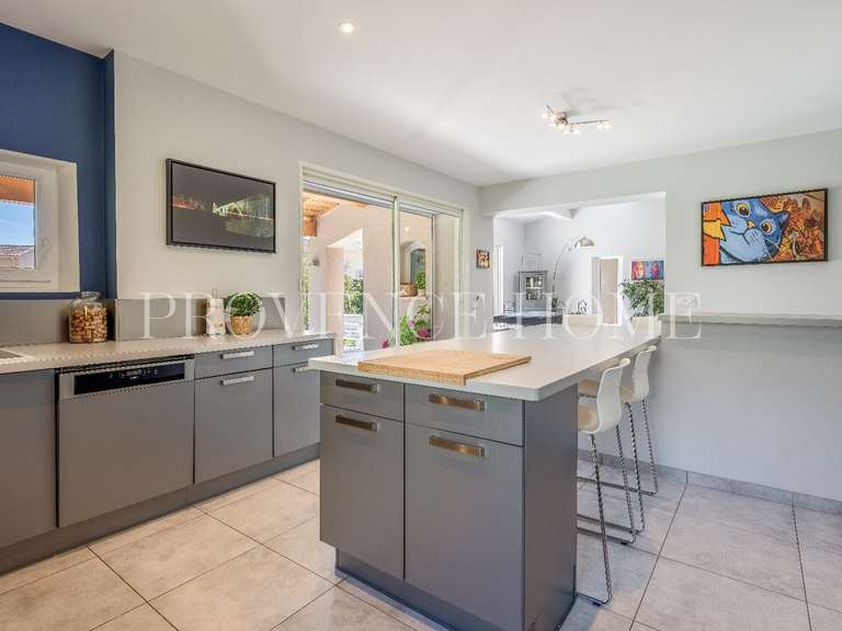Maison Saumane-de-Vaucluse - 4 chambres - 159m²