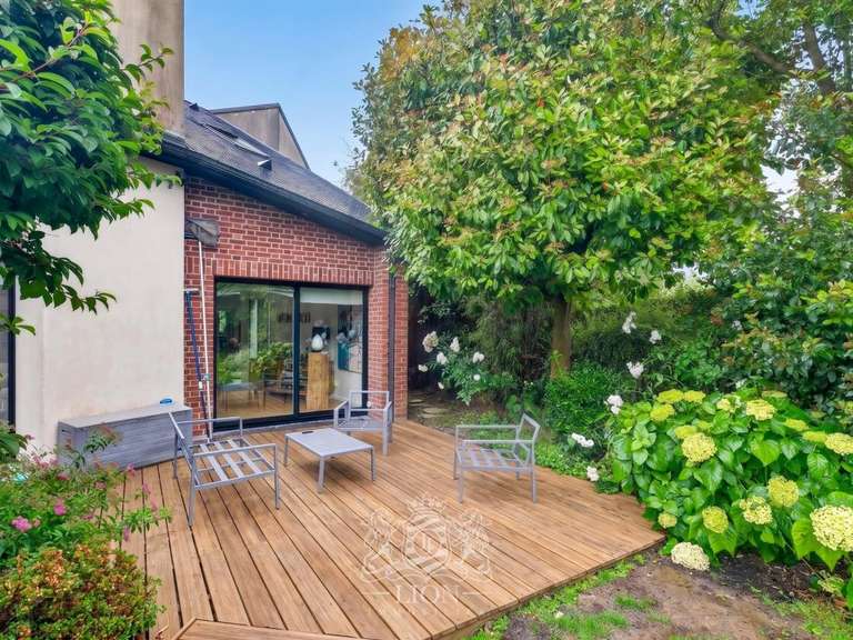 Maison Villeneuve-d'Ascq - 5 chambres - 225m²