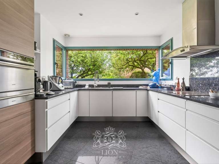 Maison Villeneuve-d'Ascq - 5 chambres - 225m²