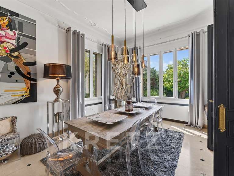 Maison Cavaillon - 4 chambres - 220m²