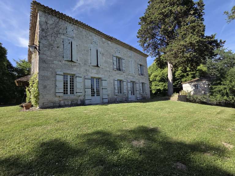 Maison Sauvagnas - 6 chambres