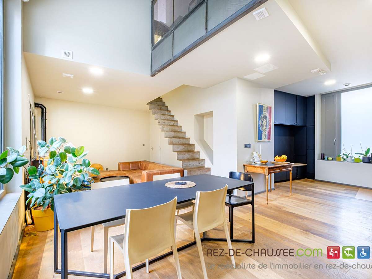 House Lyon 8e