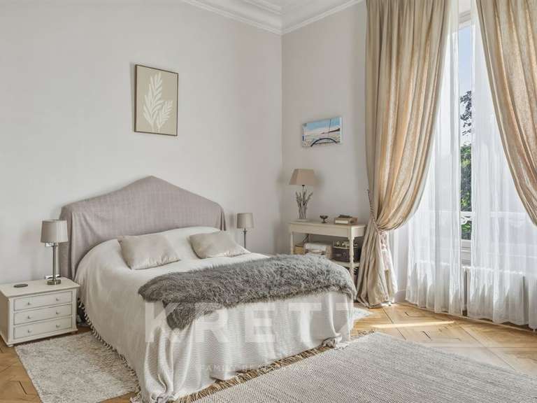 Maison Évreux - 7 chambres - 600m²