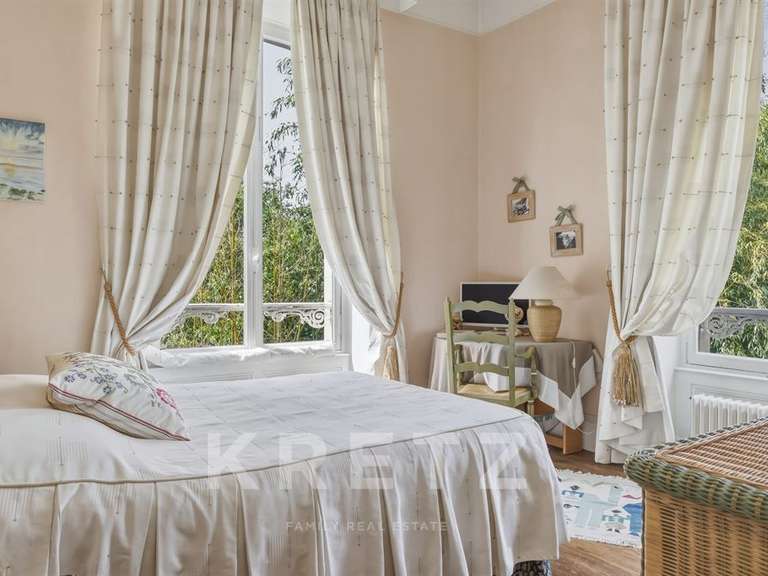 Maison Évreux - 7 chambres - 600m²