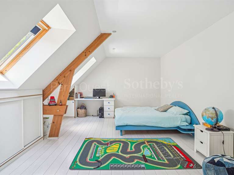 Maison Montfort-l'Amaury - 5 chambres - 210m²