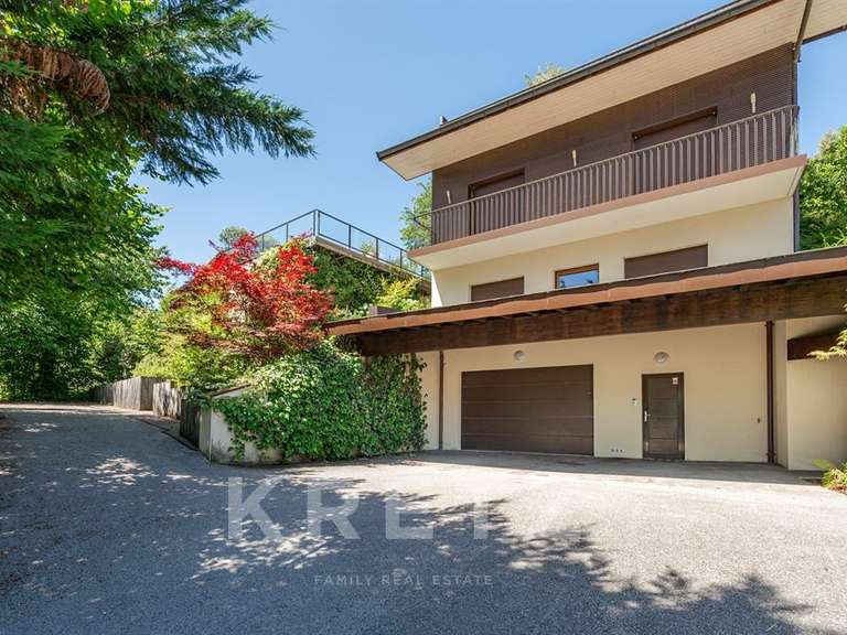 Maison Saint-Jorioz - 5 chambres - 353m²