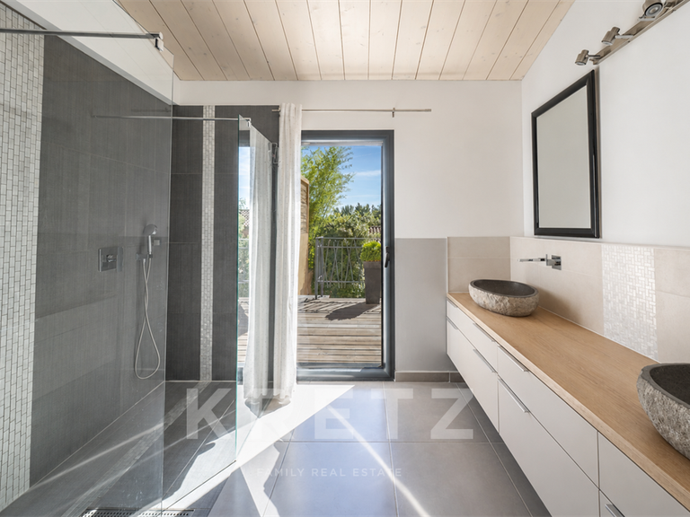 Maison Aix-en-Provence - 4 chambres - 190m²