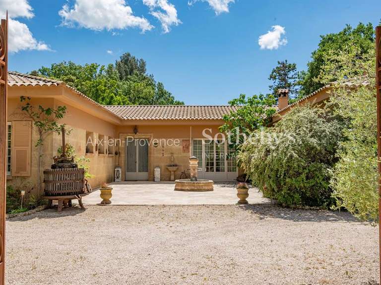Maison Aix-en-Provence - 5 chambres - 290m²