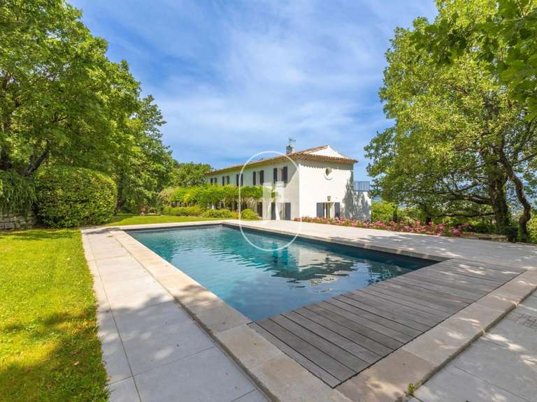 Villa Apt - 4 bedrooms - 190m²