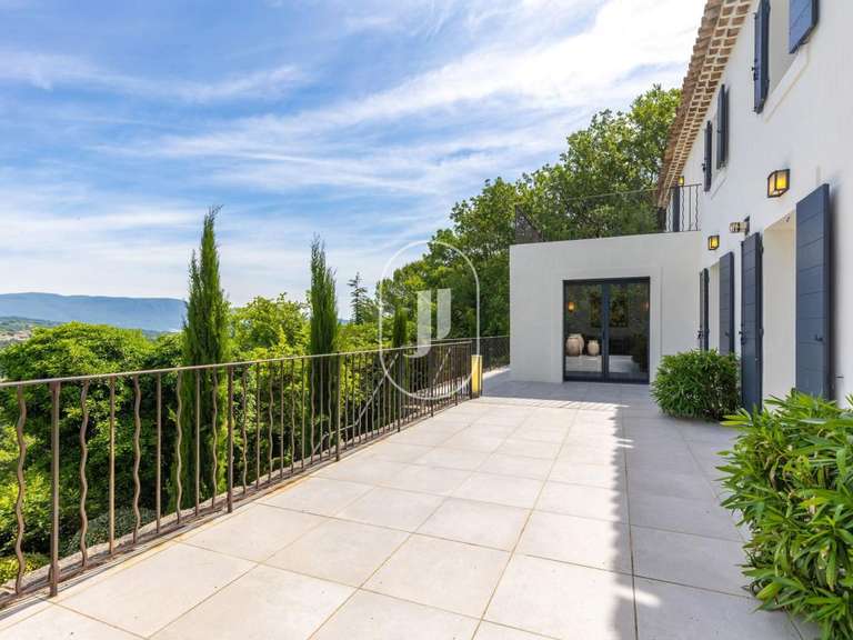 Villa Apt - 4 bedrooms - 190m²