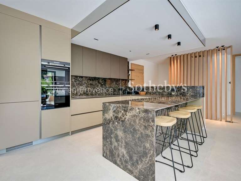 Maison Aix-en-Provence - 6 chambres - 310m²