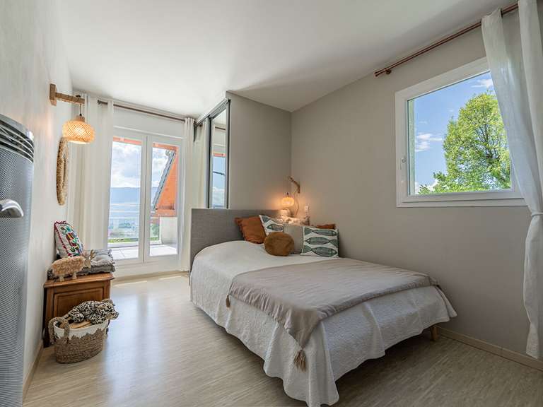 Maison Pugny-Chatenod - 4 chambres - 182m²