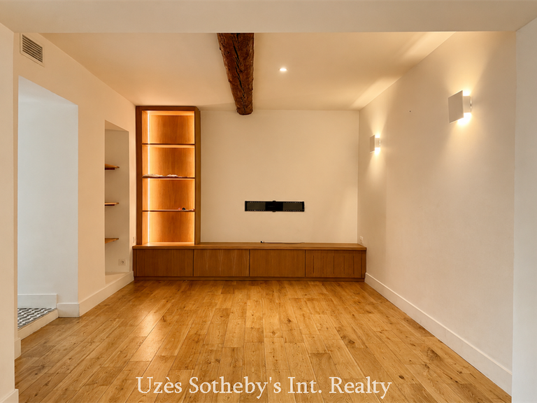 Maison Nîmes - 4 chambres - 243m²
