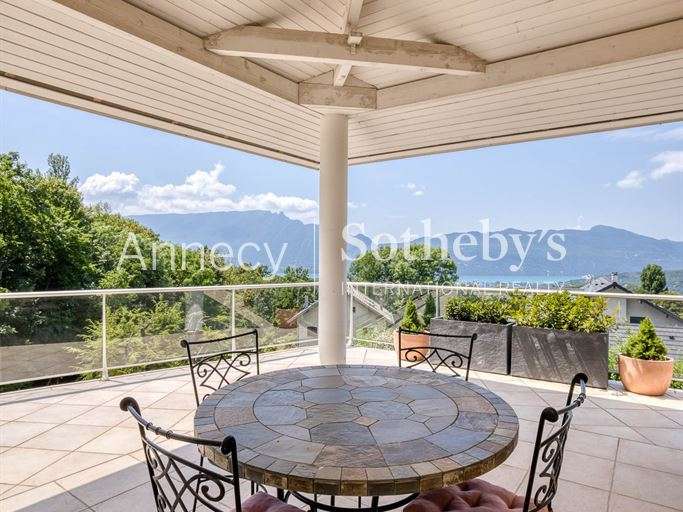 Maison Pugny-Chatenod - 4 chambres - 250m²