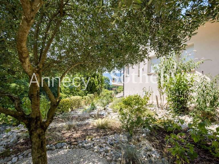 Maison Pugny-Chatenod - 4 chambres - 250m²