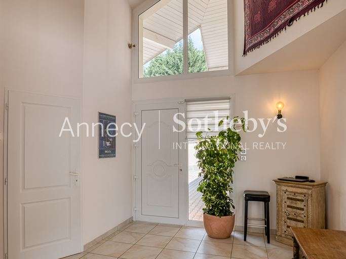 Maison Pugny-Chatenod - 4 chambres - 250m²