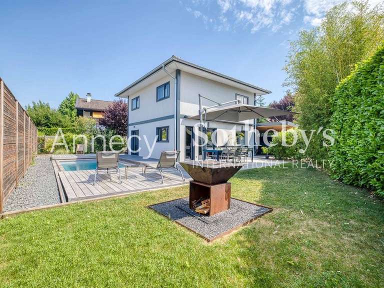 Maison Annecy-le-Vieux - 3 chambres - 105m²