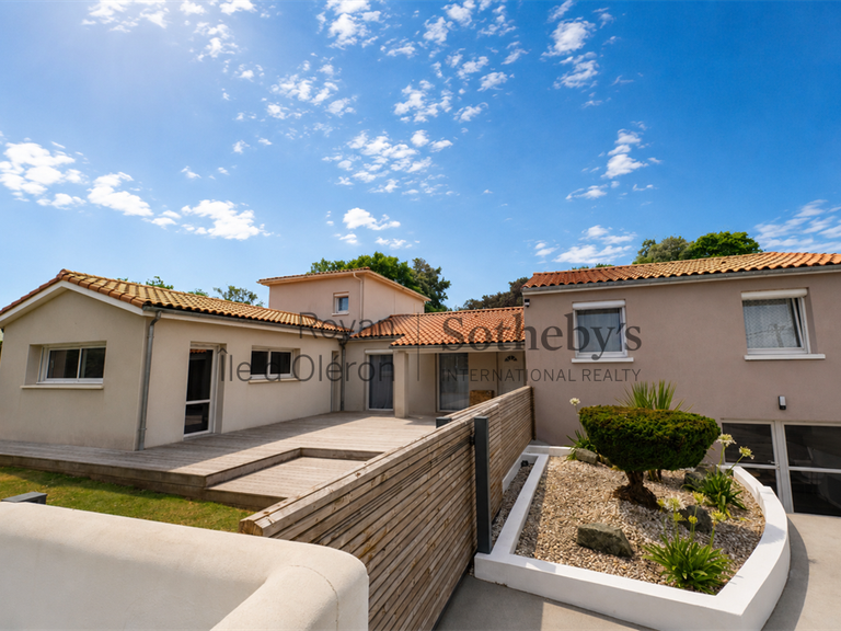 Maison Royan - 4 chambres - 240m²