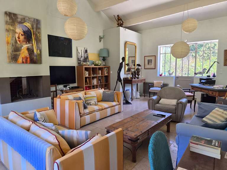 Maison L'Isle-sur-la-Sorgue - 4 chambres - 132m²