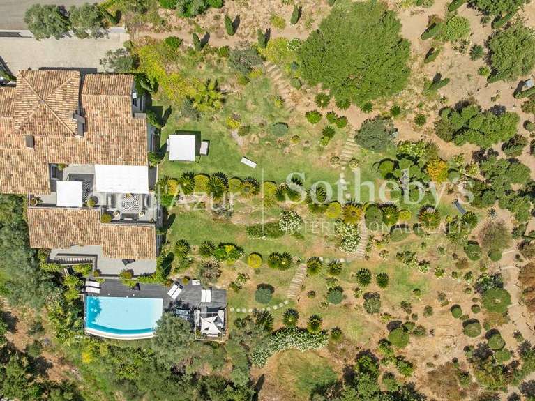 Maison Grimaud - 5 chambres - 323m²