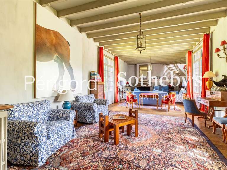 Maison Saint-André-de-Double - 9 chambres - 440m²