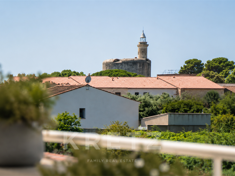 Maison Aigues-Mortes - 5 chambres - 190m²