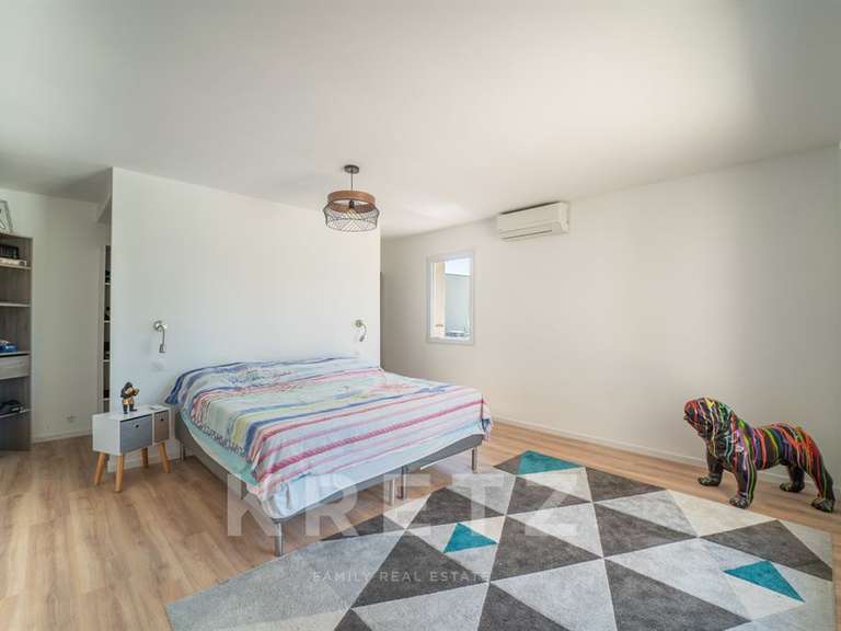 Maison Aigues-Mortes - 5 chambres - 190m²